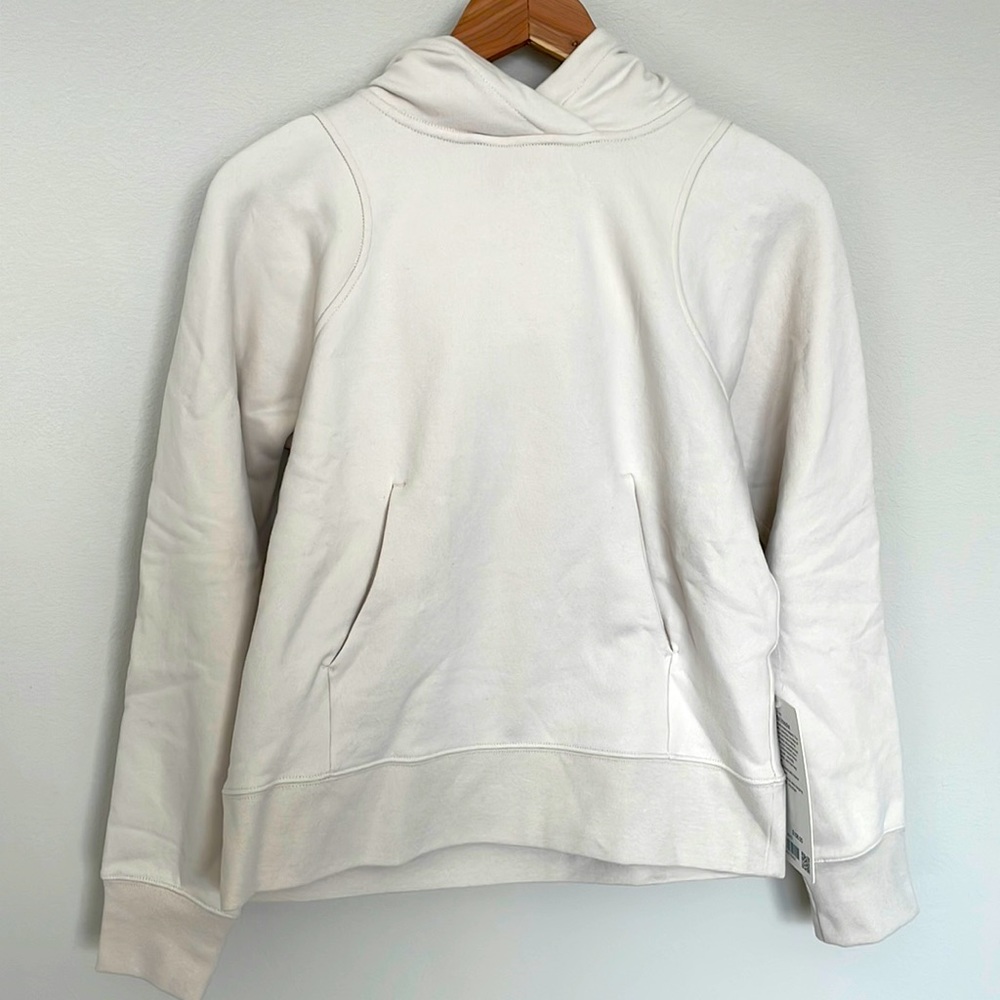 NWT Lululemon Loungeful Hoodie White Opal Size 2